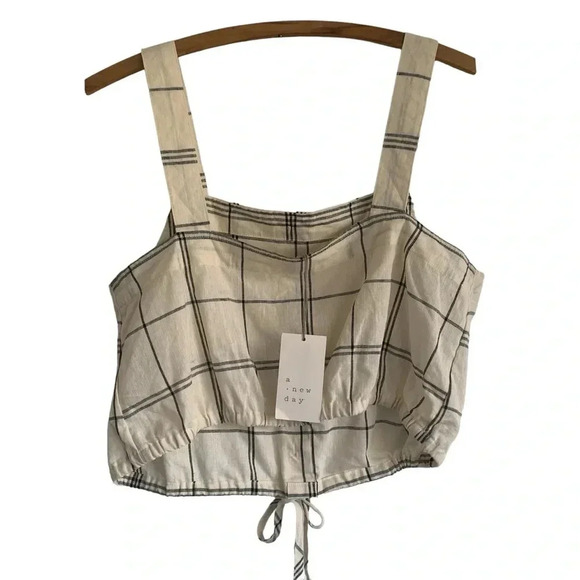 A New Day Women's Cream Window Pane Crop Top With Buttons and Drawstring Size M - Picture 2 of 7